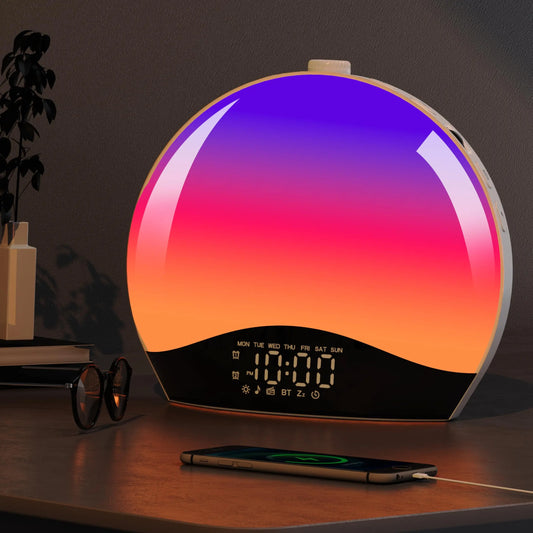 Réveil Lumineux Bluetooth : Commencez vos journées en douceur avec une lumière imitant le lever du soleil et écoutez vos morceaux préférés grâce au haut-parleur Bluetooth intégré. Un réveil harmonieux pour un matin revitalisant.